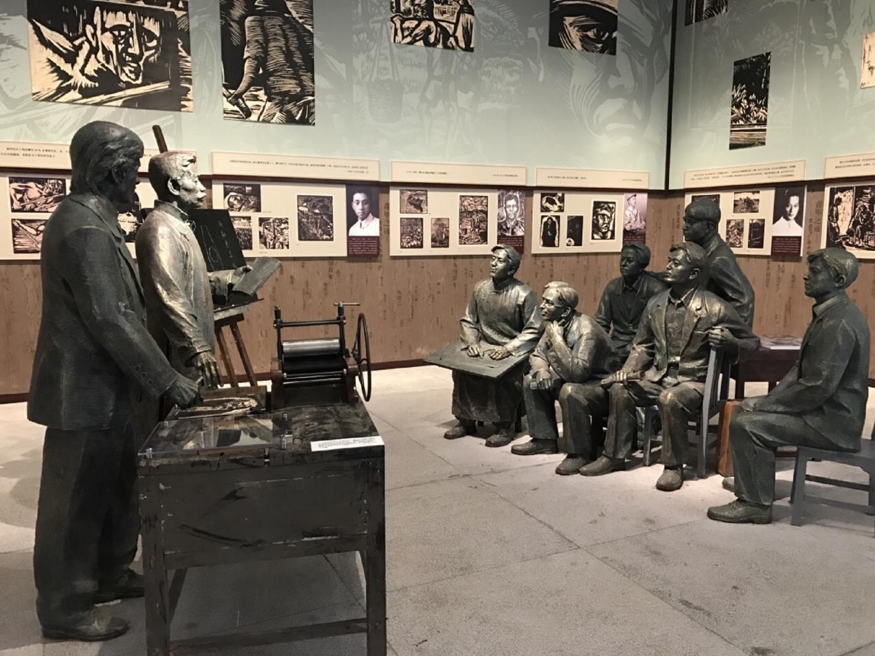 广州鲁迅纪念馆(展厅一角) 广州鲁迅纪念馆(展厅一角)